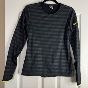 Women’s Medium Black Nike Pro Heat Gear